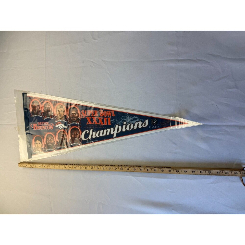 Vintage 1998 WinCraft Denver Broncos Super Bowl‎ XXXII Champions Pennant NEW